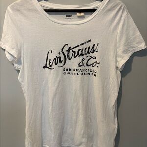 Levi's White and Black Logo Tee